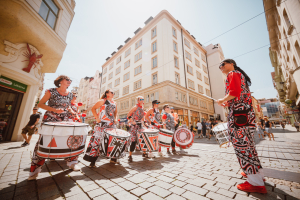 Batala Boom drummers started the 8th Emil Open in the city centre of Brno.
